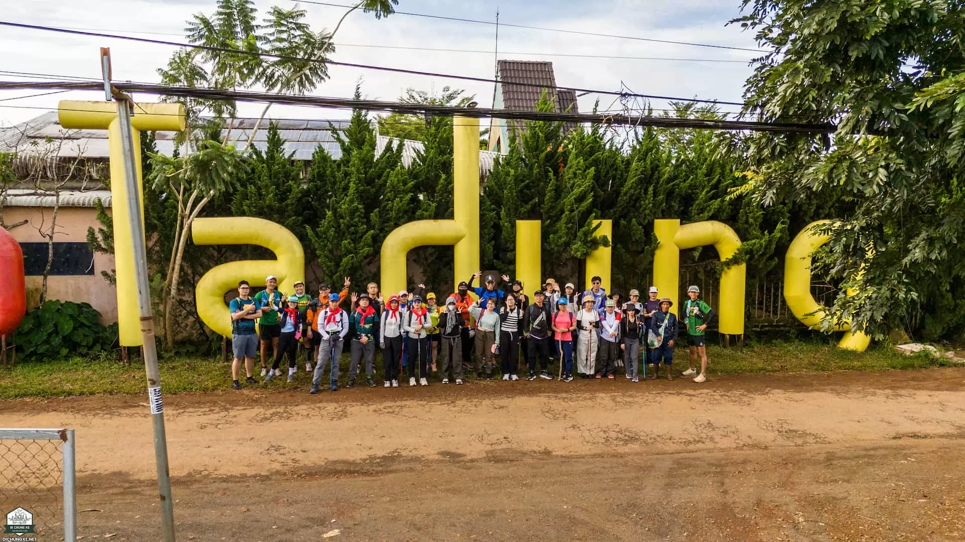 Tà đùng - vịnh hạ long giữa đại ngàn