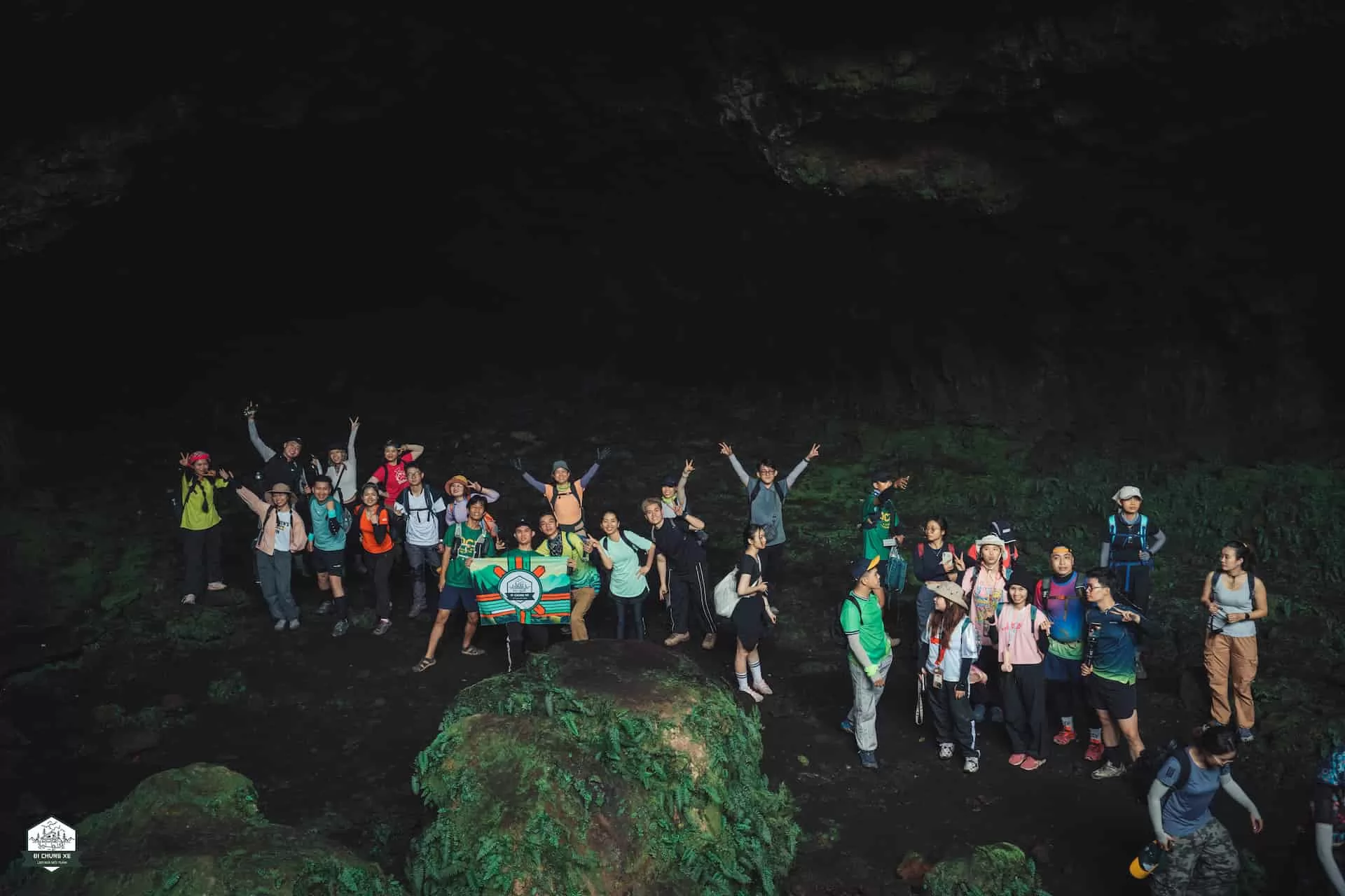 Cụm hang động núi lửa ChưBluk